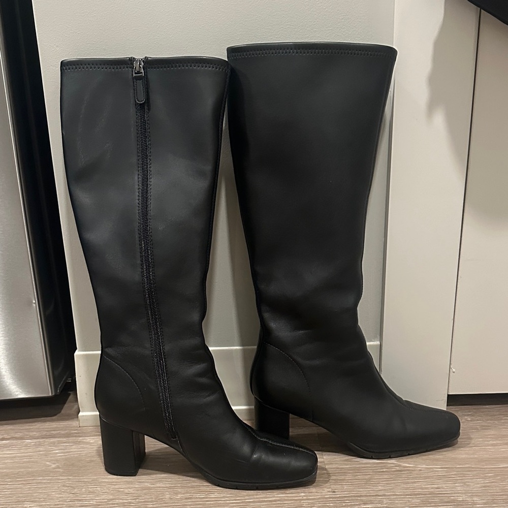 AEROSOLES Women’s Micah Talk Boot